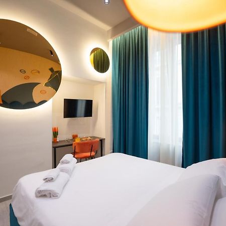 Piezz' E Sole Hotel เนเปิลส์ ภายนอก รูปภาพ