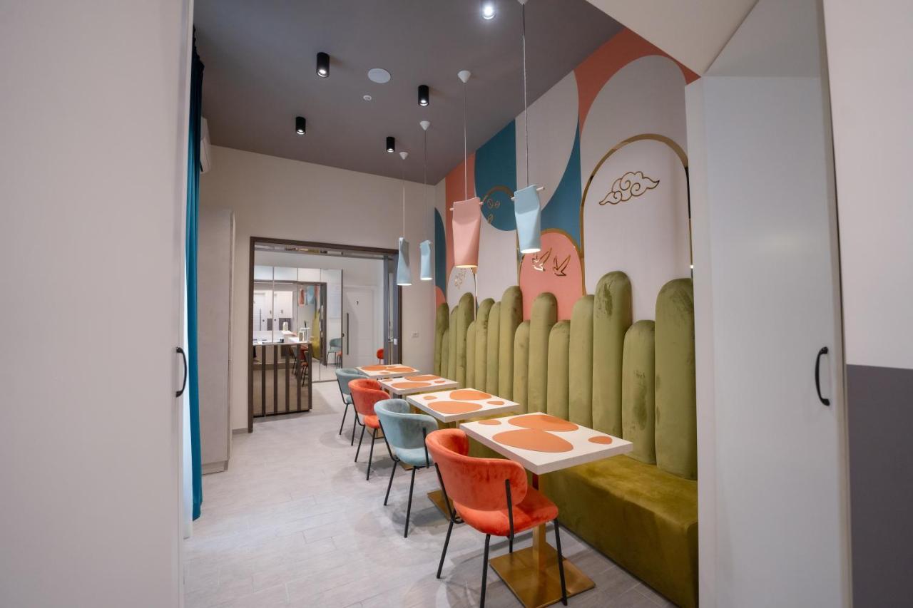 Piezz' E Sole Hotel เนเปิลส์ ภายนอก รูปภาพ